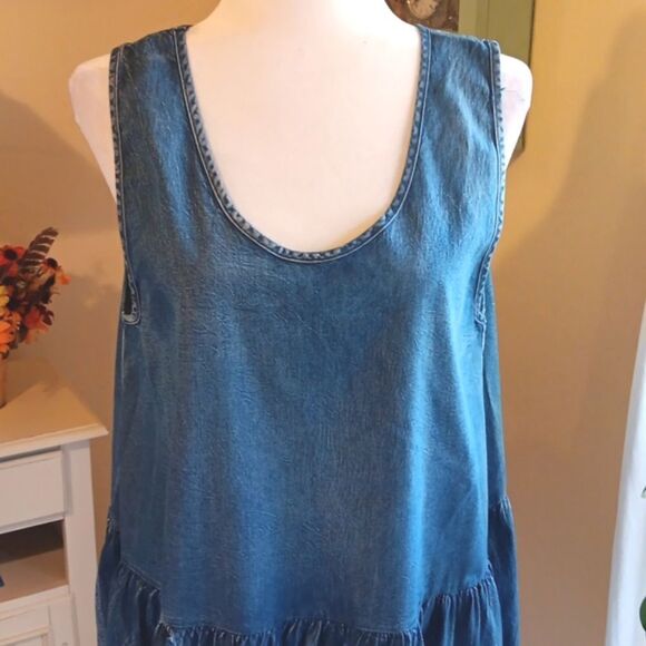 Easel Chambray Denim Dress - Picture 2 of 12